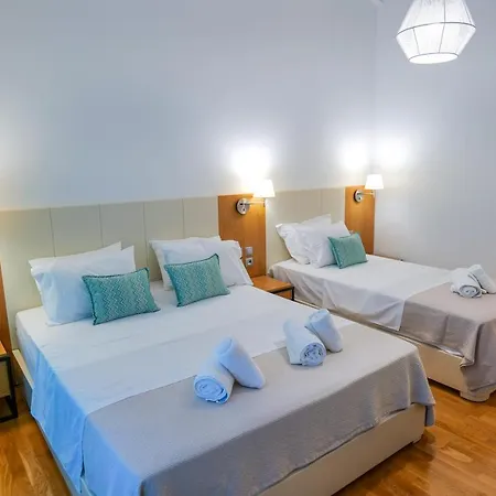 Royal 1967 Bed & Breakfast 4*