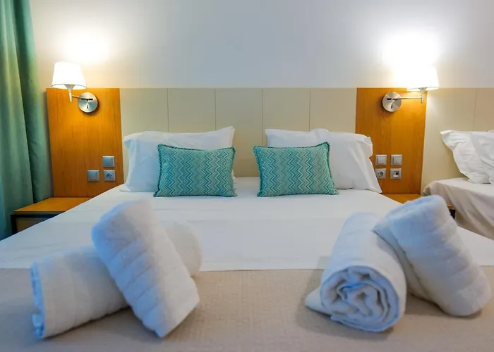 Royal 1967 Panzió Himara