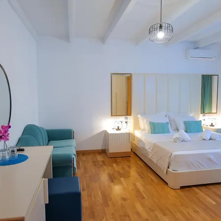 Royal 1967 Bed & Breakfast