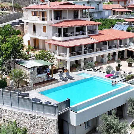 Royal 1967 Bed & Breakfast