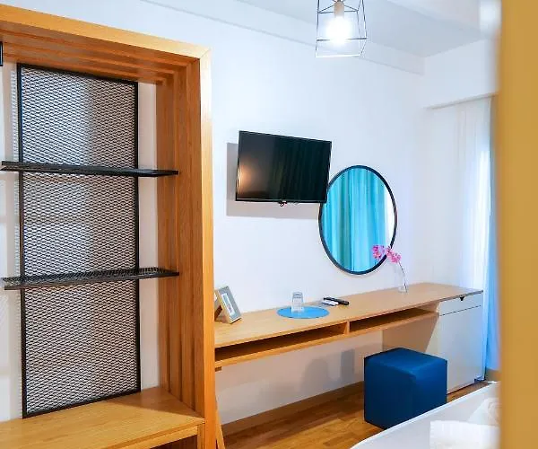 Royal 1967 4* Himarë