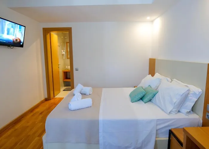 Royal 1967 4* Himarë