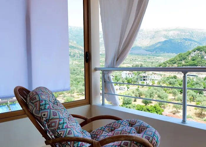 Oda ve Kahvaltı Royal 1967